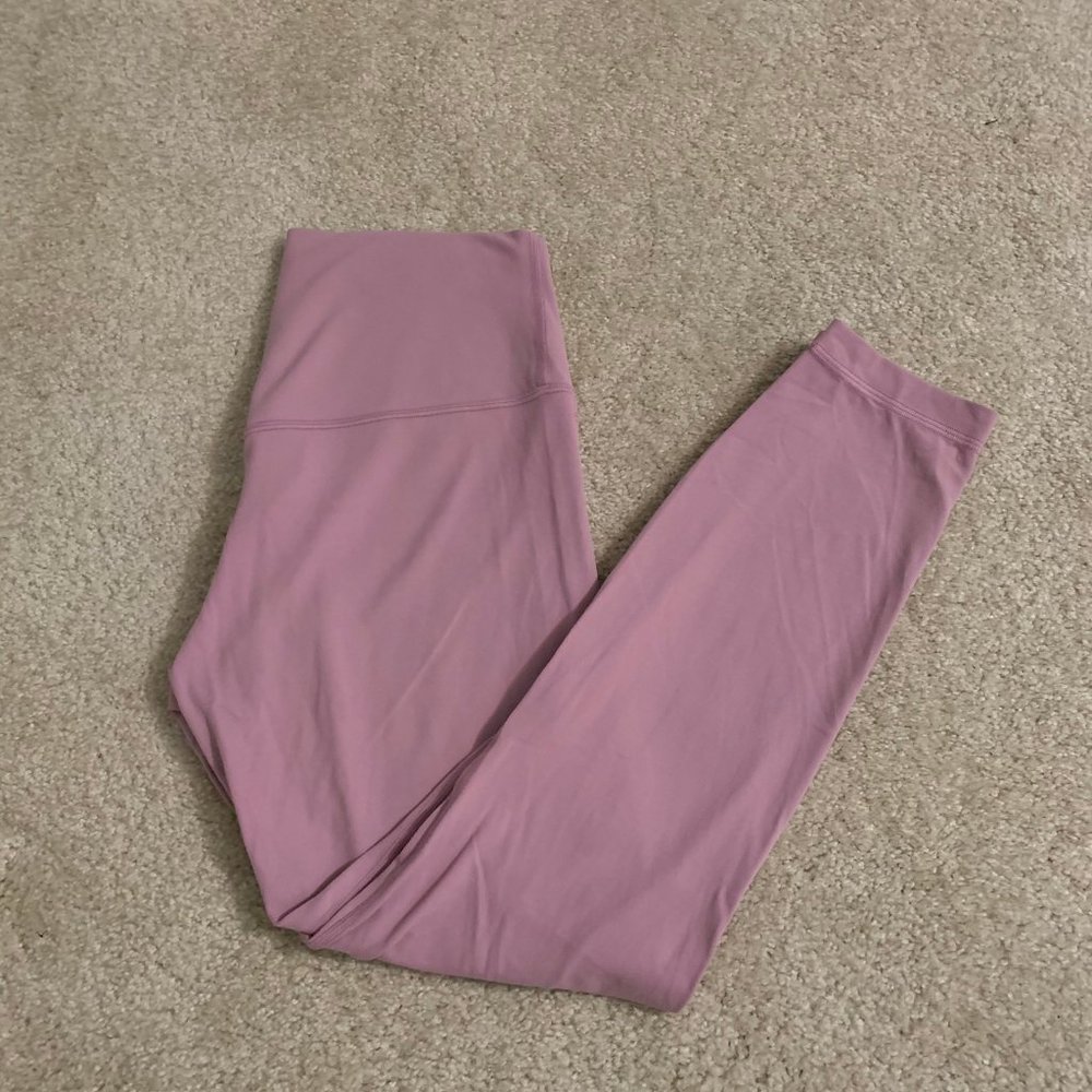 EUC Lululemon Align II 25" - Sz 10